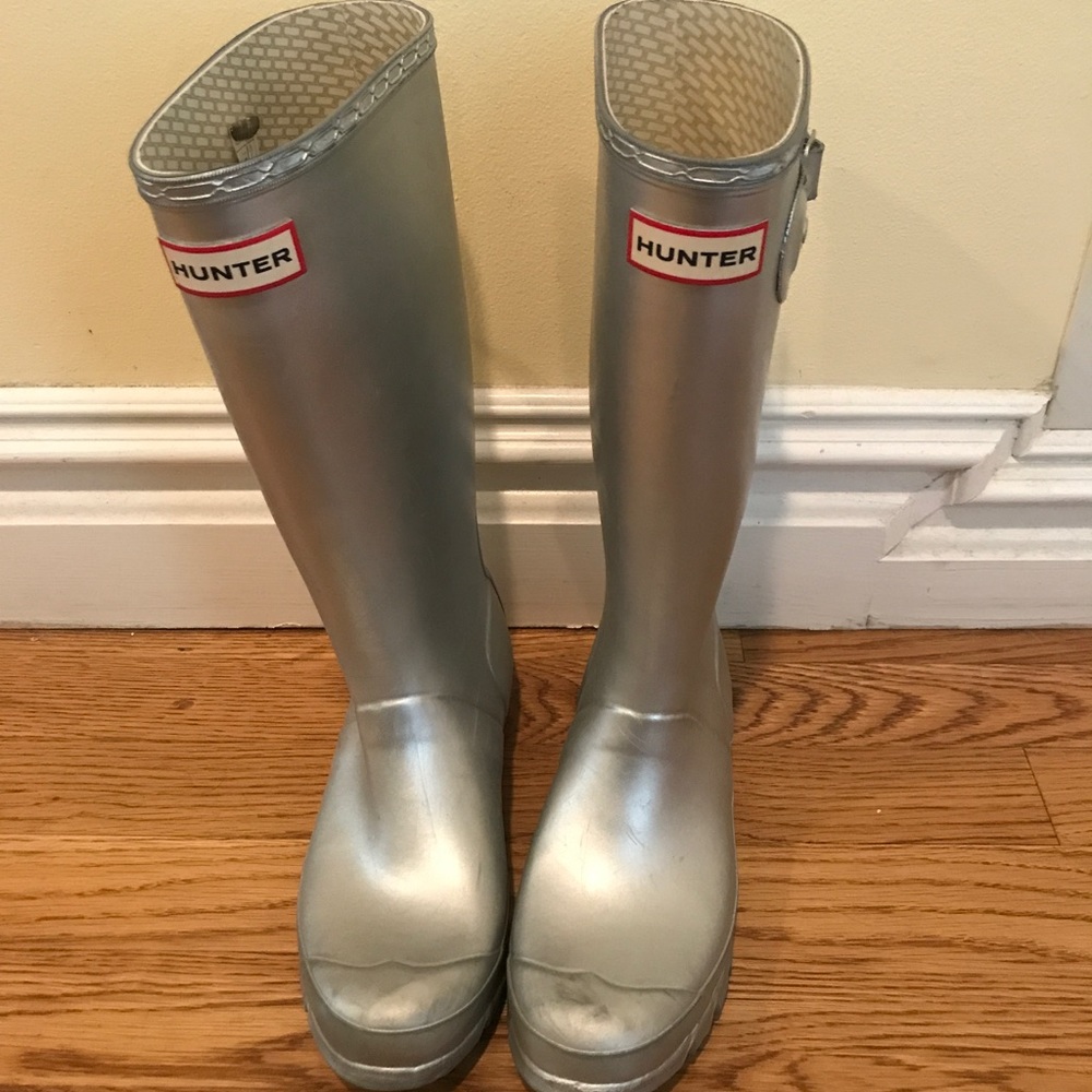Women's 5 Silver "Hunter" Rainboots